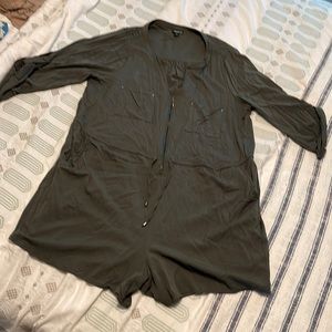 Torrid jumpsuit / romper with pockets!